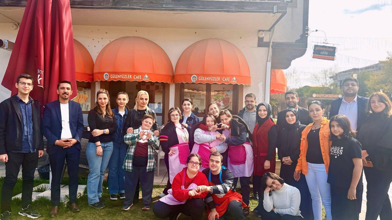 Türk Büro-Sen’den Anlamlı Adım: "Sevgi Engel Tanımaz"