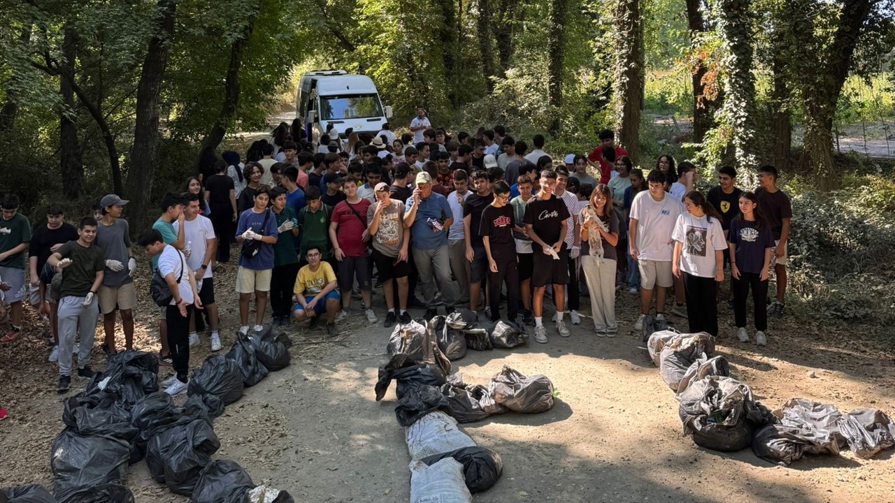 Köyceğiz Fen Lisesi’nden çevre temizliği etkinliği
