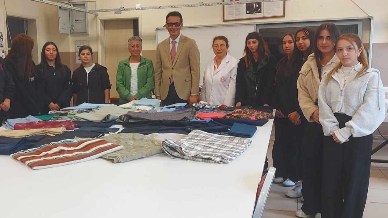 Moda tasarımı öğrencilerine kumaş desteği

