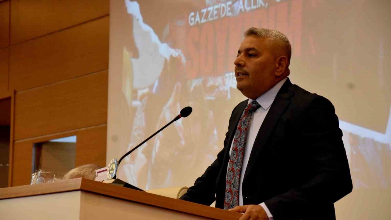 Sadıkoğlu: "İsrail insanlık düşmanı yüzünü bir kez daha göstermiştir"
