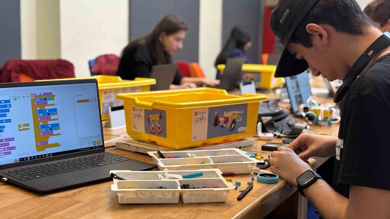 Sincan Belediyesi’nden ‘Bilim Şenliği’ etkinliği
