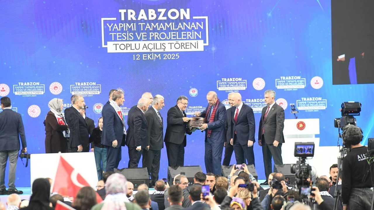 Başkan Genç: "Trabzonumuzu hizmetlerle donatmaya devam edeceğiz"
