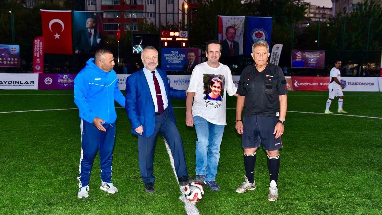 Trabzonspor’un efsaneleri Emir Yuşa için sahaya çıktı
