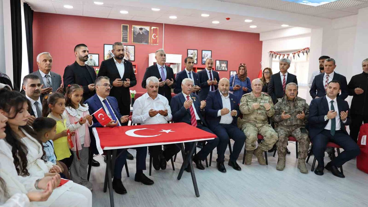 Pençe-Kilit Şehidi Vedat Zorba’nın hatırası kütüphanede ölümsüzleşti
