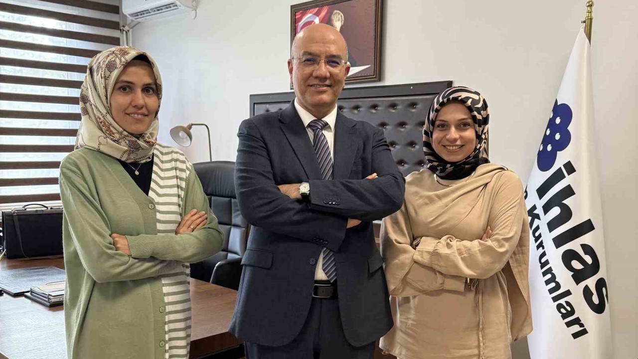 İhlas Koleji öğretmenlerinden USOS-2025’te uluslararası başarı
