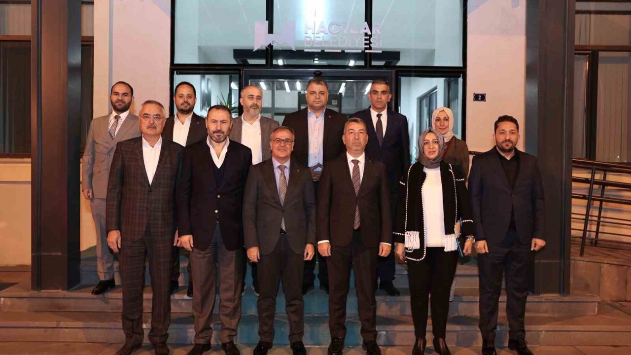 Hacılar’ın geleceği için Başkan Özdoğan’a ziyaret
