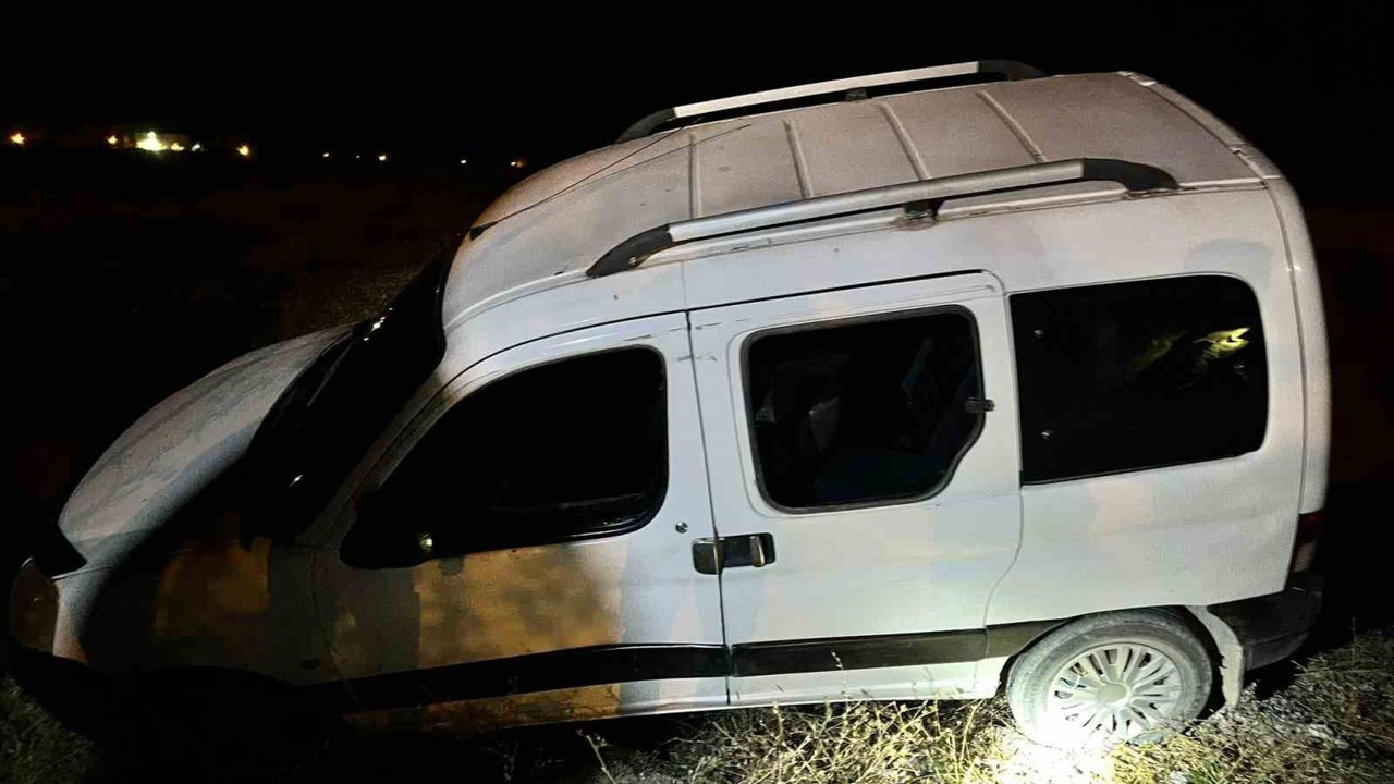 Van’da kamyonet takla attı: 2 yaralı
