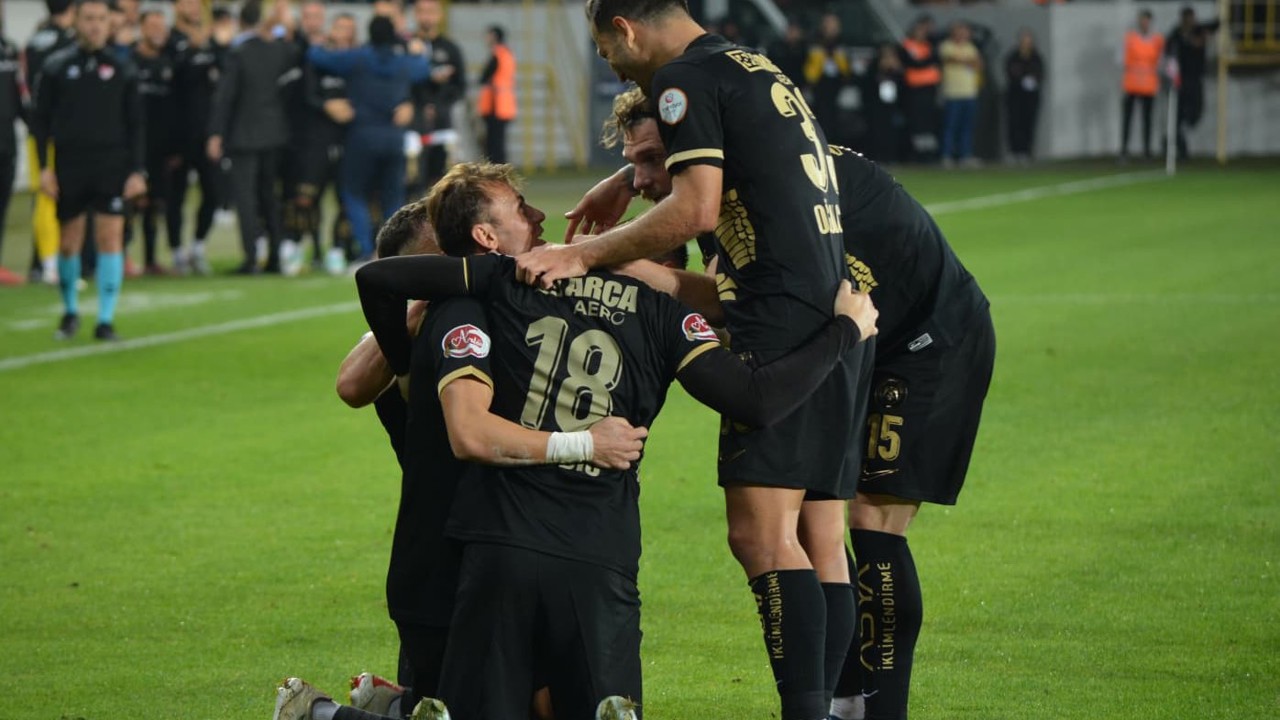 Trendyol 1. Lig: Çorum FK: 3 - Manisa FK: 1
