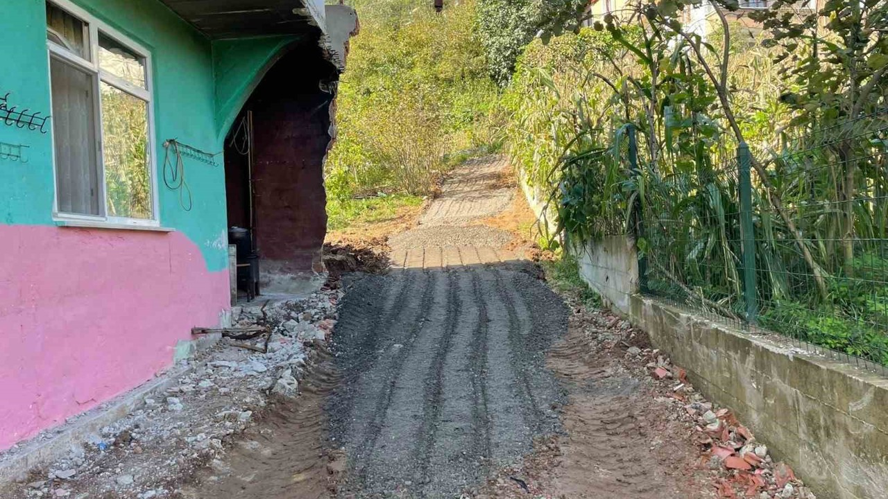 Trabzon’da engelli şahsın yol çilesine Büyükşehirden çözüm
