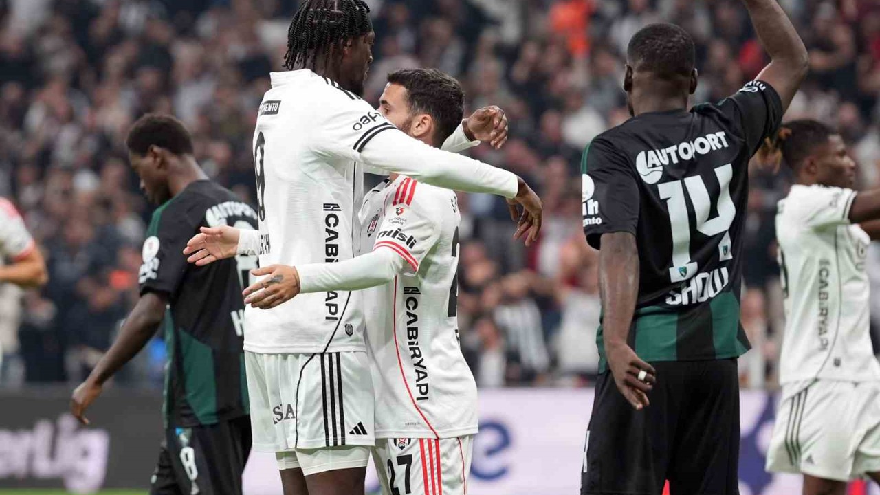 Rafa Silva gollerine devam ediyor
