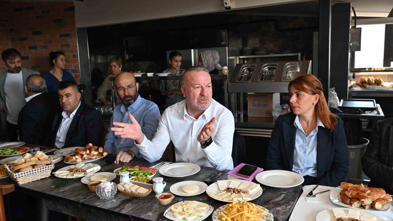 Karabatı’dan sevgiyolu esnafıyla "prestij" buluşması
