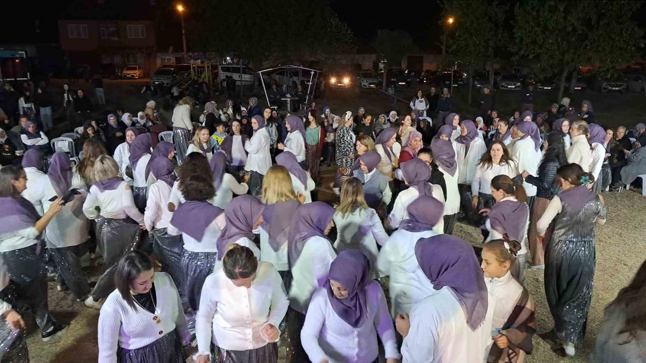 Kadınlar ’Şalvar Gecesi’nde buluştu
