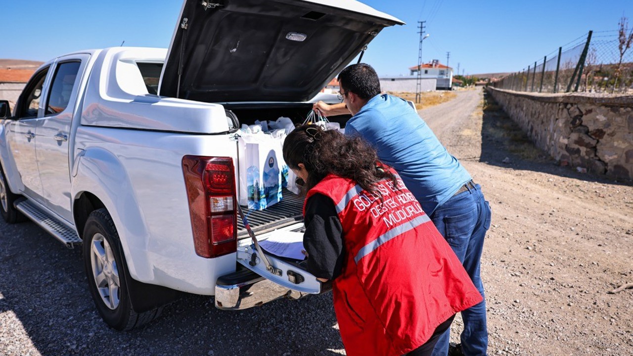 Gölbaşı Belediyesi’nden 850 öğrenciye kırtasiye yardımı
