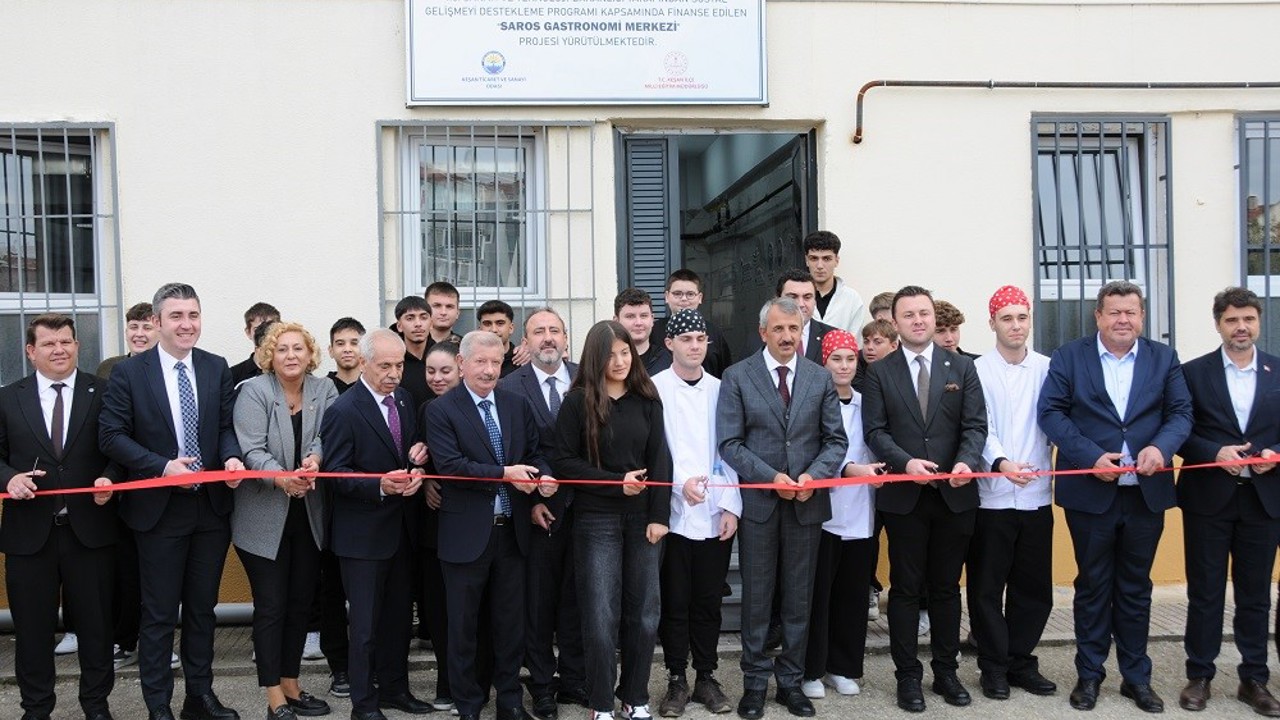 Saros Gastronomi Merkezi açıldı

