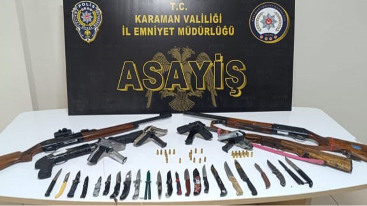 Karaman’da ruhsatsız 9 silah ele geçirildi
