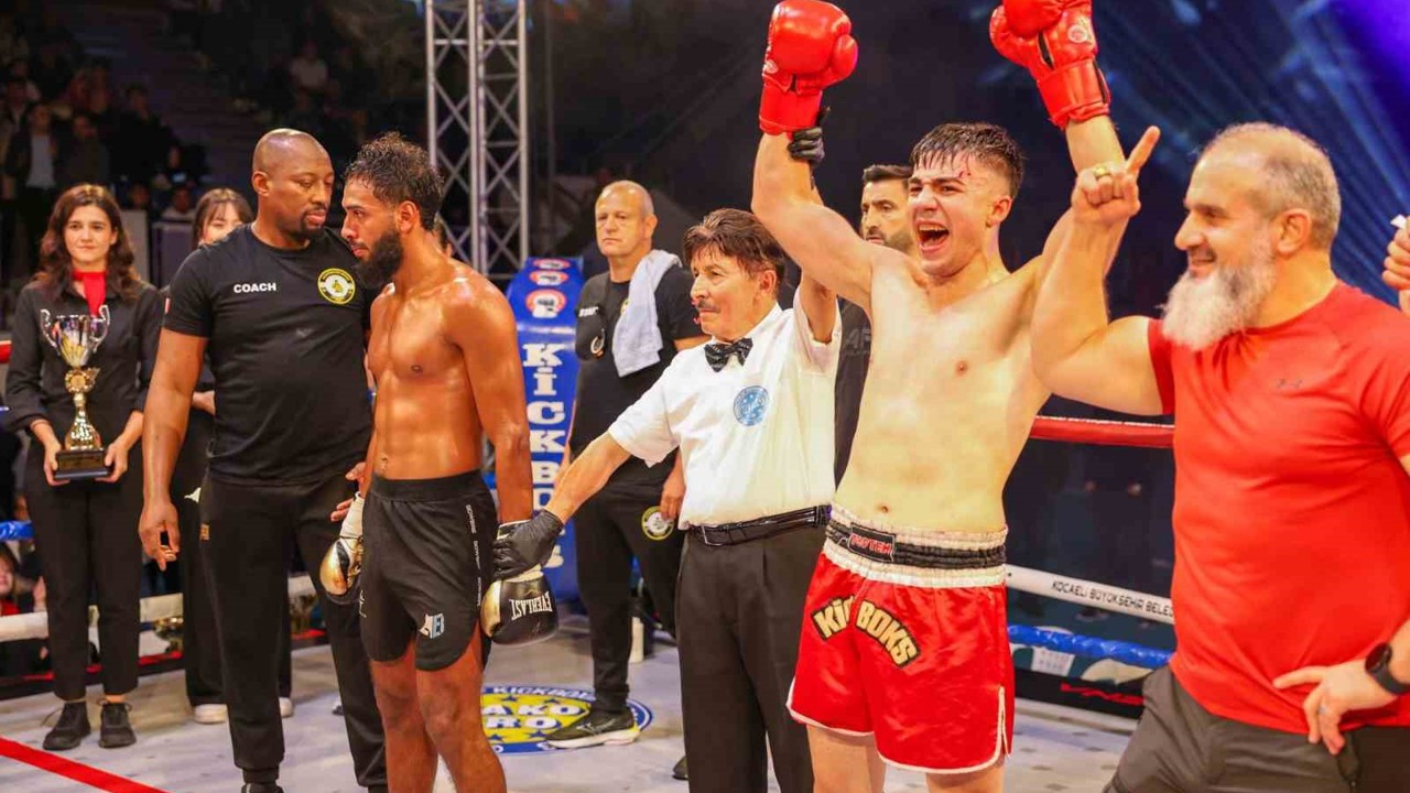 Kocaeli’de kick boks fırtınası esti
