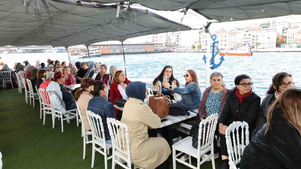 Küçükçekmeceli Kadınlara özel boğaz turu
