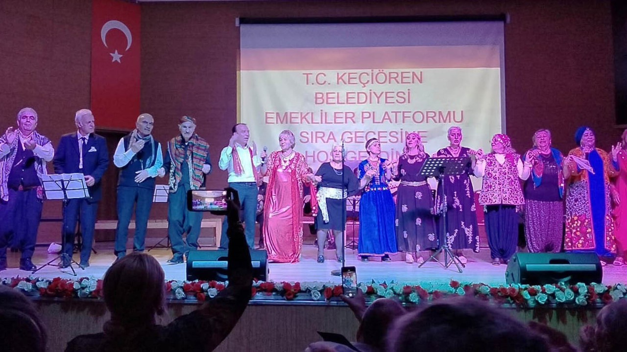 Keçiören’de Emekliler Platformu’ndan Sıra Gecesi coşkusu
