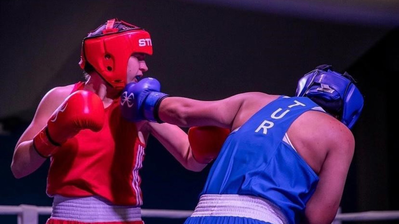 Yağmur Teke, Avrupa’da tek koluyla tarih yazdı
