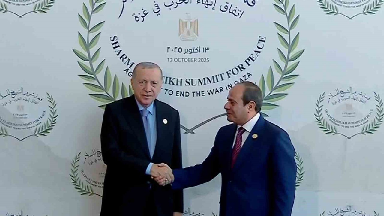 Cumhurbaşkanı Erdoğan, Mısır’daki Barış Zirve alanına geldi
