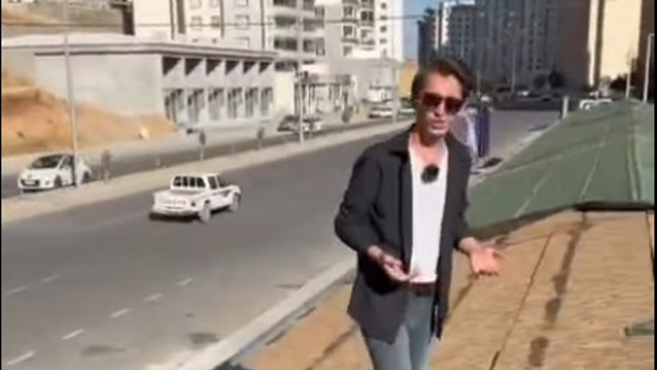 5 MİLYONLUK "UÇAN" REZALET! ESNAF DAHA GİRMEDEN ÇATISI BAŞINA YIKILDI!