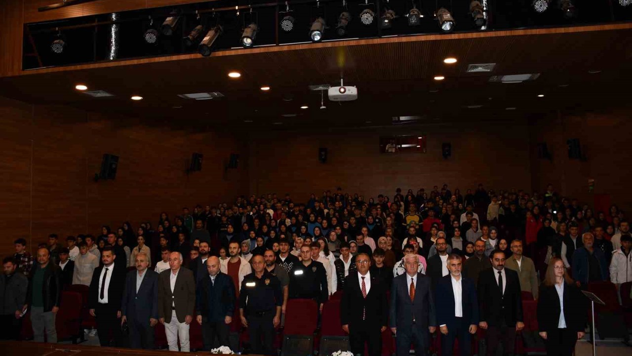 Samsun’da öğrencilere siber güvenlik eğitimi
