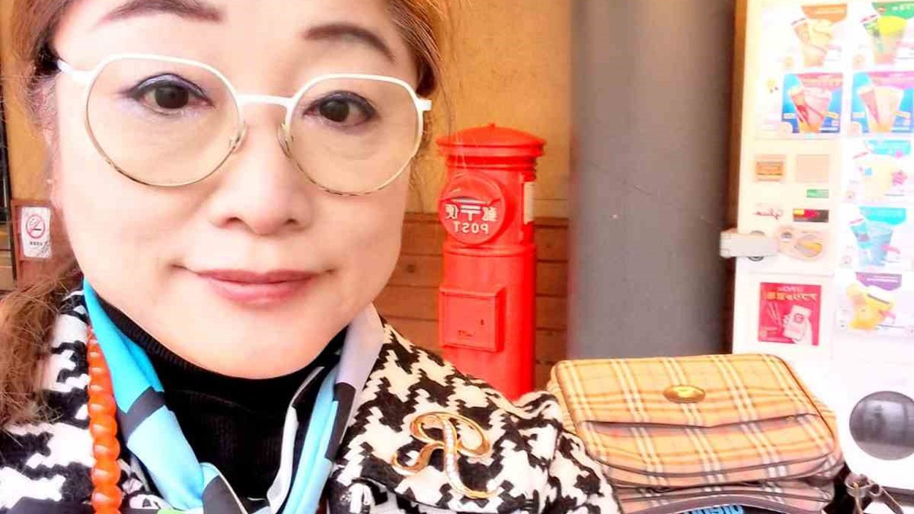 Bergama sevdalısı Japon profesör, tarihi kenti Japonya’da ve uluslararası her platformda tanıtıyor
