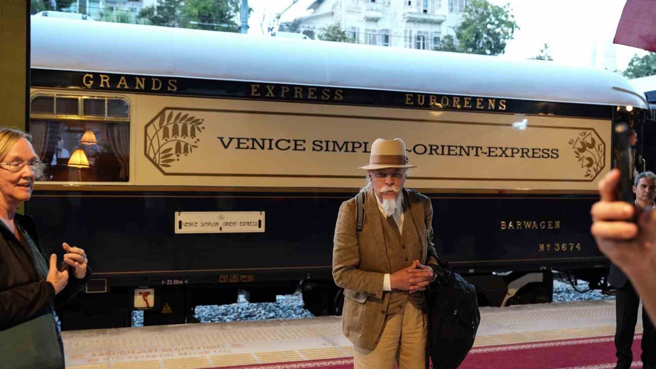 Avrupa’dan yola çıkan Orient Express İstanbul’a geldi

