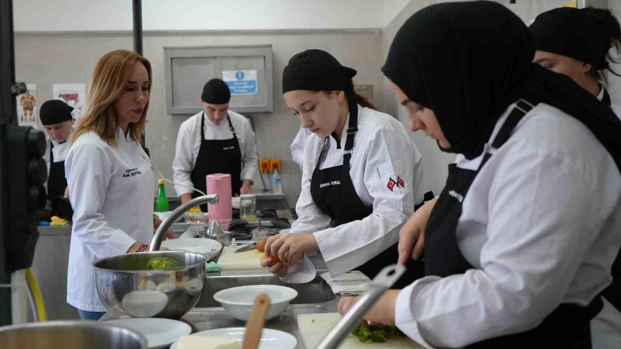 Geleceğin şefleri bu lisede yetişiyor
