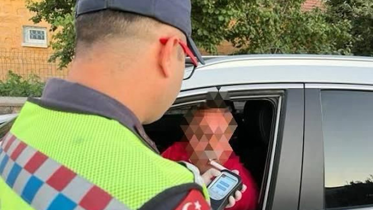 Yozgat’ta alkollü sürücüye 9 bin lira ceza uygulandı
