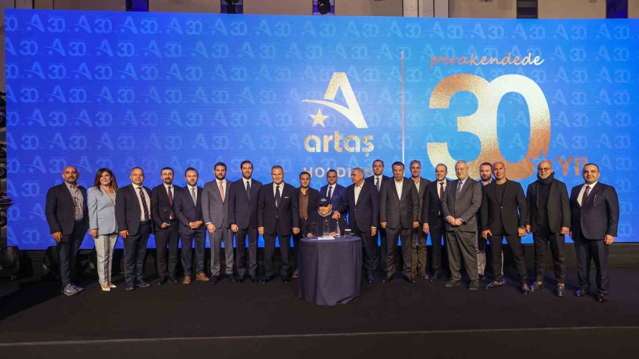 Artaş Holding perakendede 30’uncu yılını kutladı
