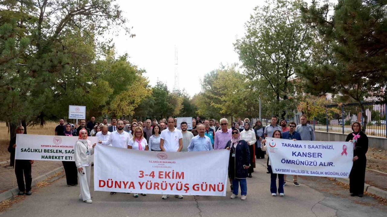 Dünya Yürüyüş Günü’nde sağlıklı yaşam için adım attılar
