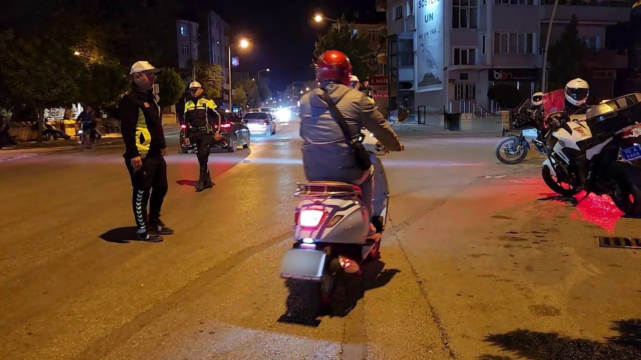 Karaman’da motosiklet denetimlerinde 387 sürücüye ceza yazıldı
