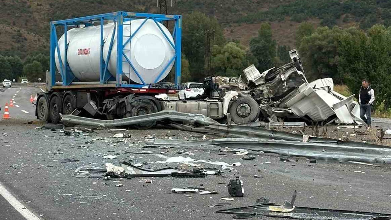 Sivas’ta otobüs kazası, 3’ü ağır 18 yaralı
