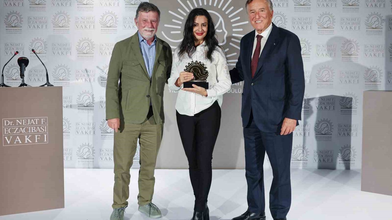 2025 Beyhan Eczacıbaşı Ödülü Koray Avcı Çakman’ın oldu
