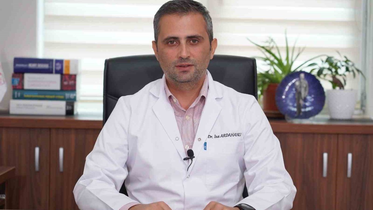 Doç. Dr. İsa Ardahanlı:  "Kalp ve damar sağlığı için risklerinizi bilin"
