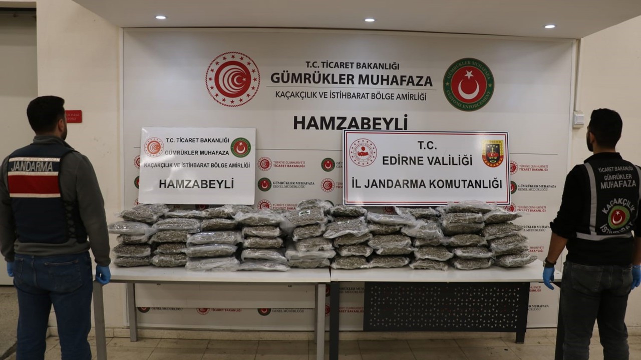 Yurt dışından getirilen zehir trafiğine büyük darbe:
