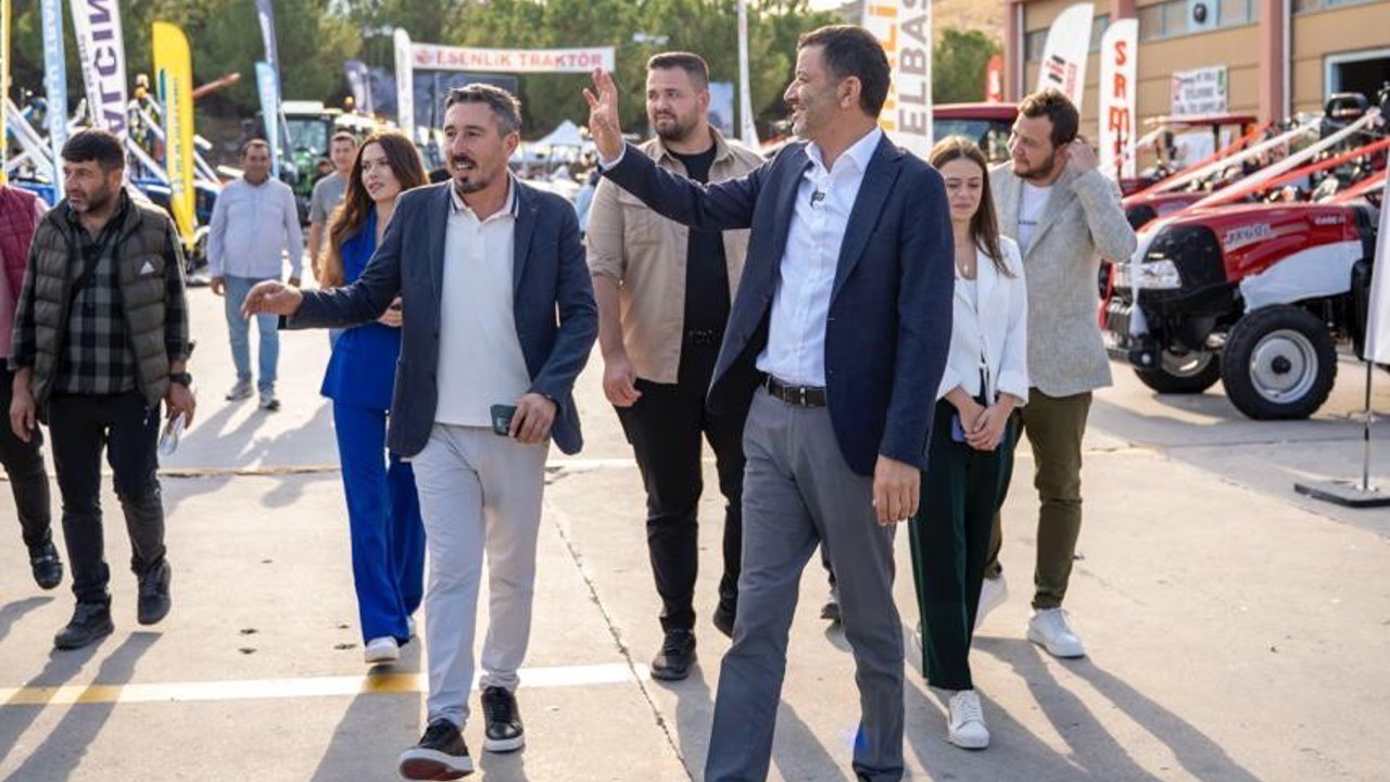 Başkan Çavuşoğlu, Denizli TARFU 2025’de üreticilerle buluştu
