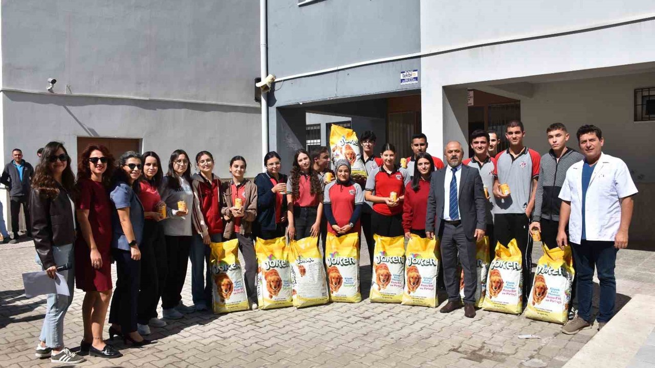 Germencik’te lise öğrencilerinden anlamlı bağış
