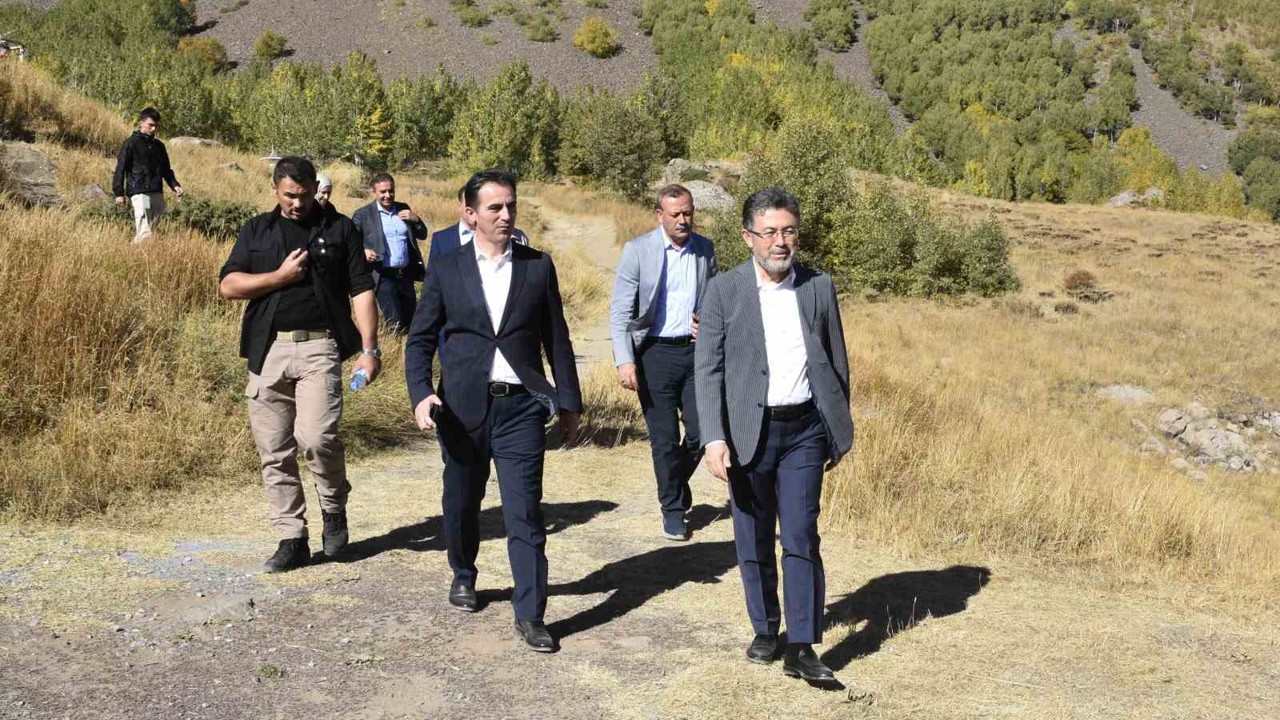 Tarım ve Orman Bakanı Yumaklı: "Nemrut Kalderası’nı dünyanın gündemine taşıyacağız"
