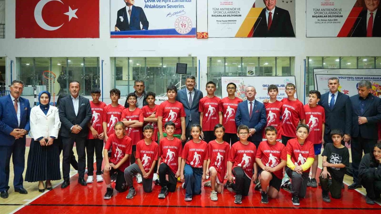 Amatör Spor Kulüplerine nakdi yardım desteği
