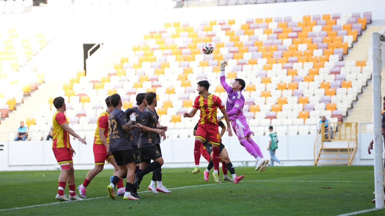 Yeni Malatyaspor Evinde Somaspor’a Karşı İlk Yarıda Geride