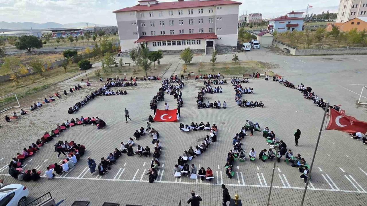 Ağrı’da tüm okullarda "Filistin ve Gazze" temalı etkinlikler düzenlendi

