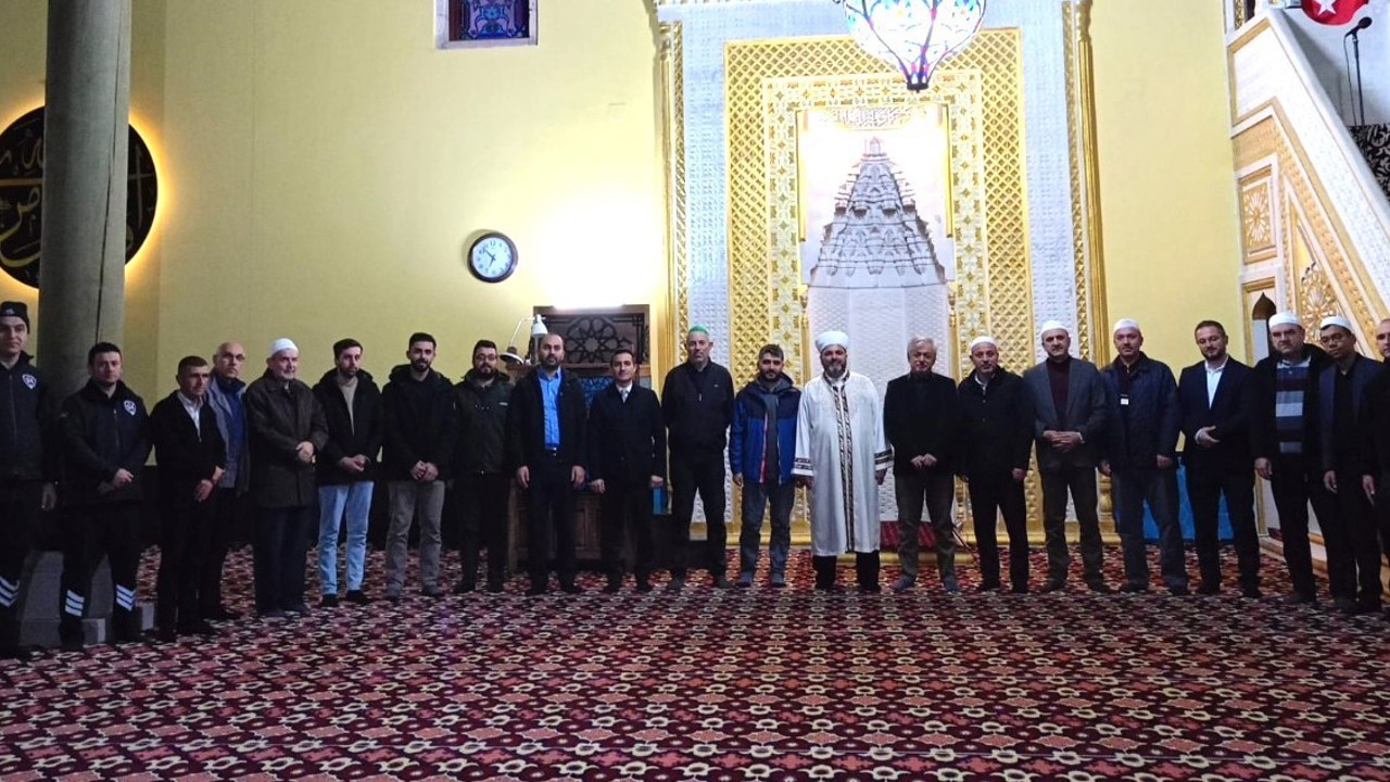 DPÜ Vakıf Camii’nde sabah namazı buluşması
