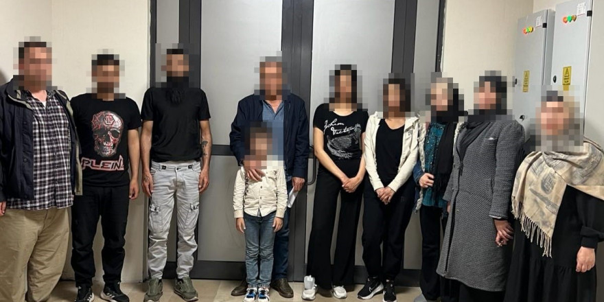 Afyonkarahisar’da 9 düzensiz göçmen yakalandı