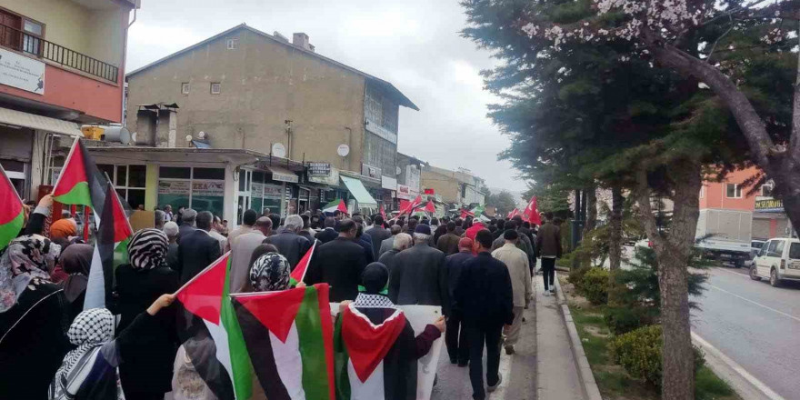 Ahlat’ta Filistin için yürüyüş düzenlendi