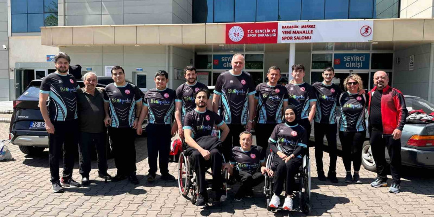 Akşehir Takımı Türkiye Oturarak Voleybol  1. Liginde finalde