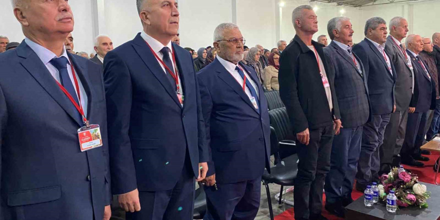 Alaşehir’de 36 yıllık başkan seçimi kaybetti