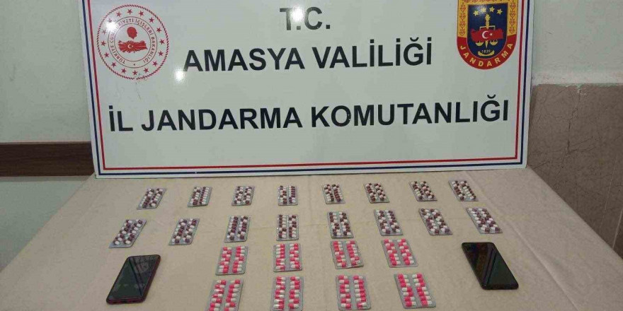 Amasya’da 336 adet sentetik uyuşturucu hap ele geçirildi