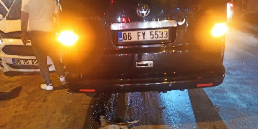 Ankara’da 3 aracın karıştığı zincirleme kaza: 3 yaralı